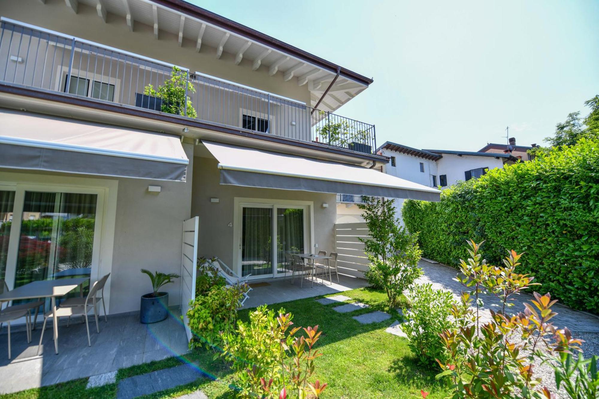 Regina E Oriente Apartment Baveno Bagian luar foto
