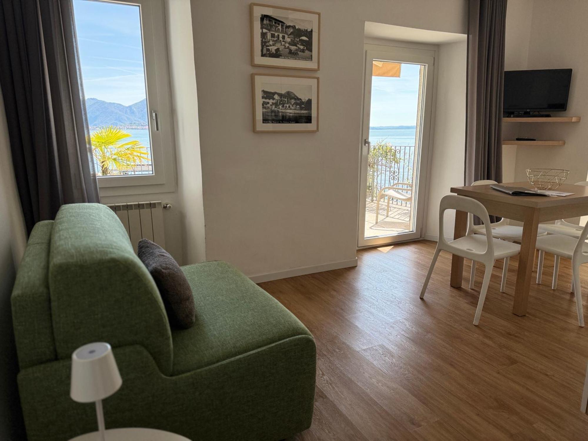 Regina E Oriente Apartment Baveno Bagian luar foto